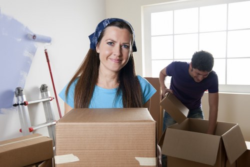 Moving truck service for home relocations in Welling